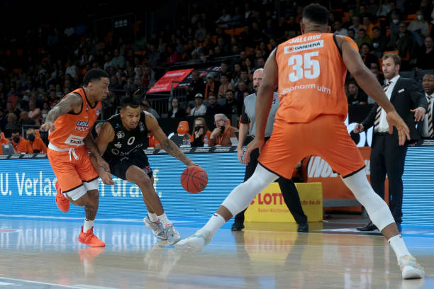 功不仅是个 功不仅是个