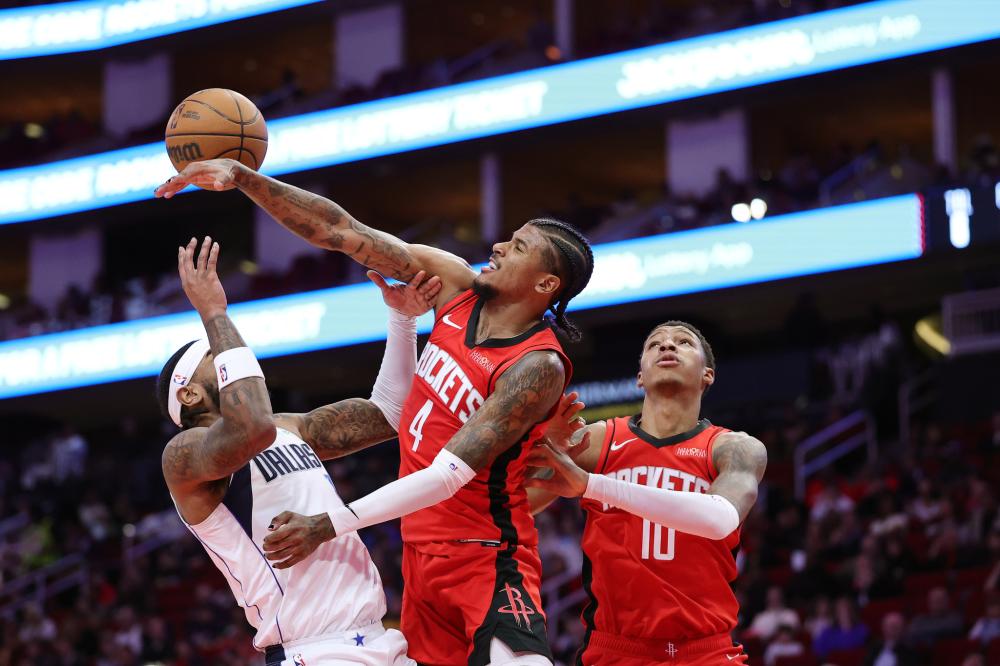 着母队对球 着母队对球